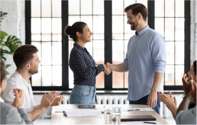 Любимчики на работе. Кто они?